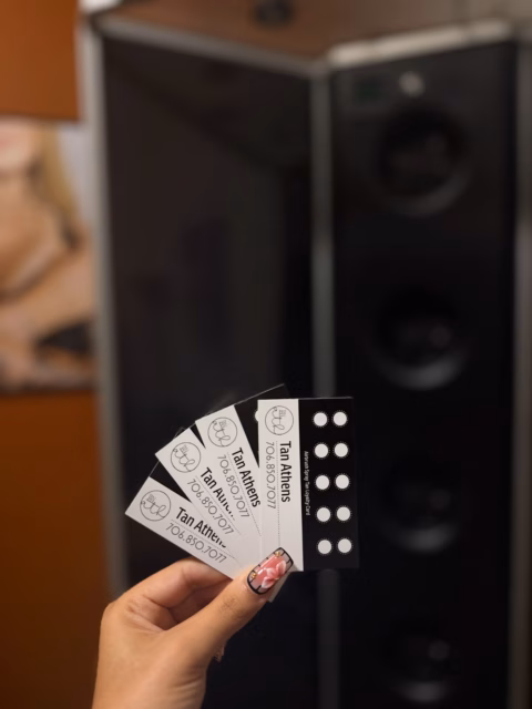✨ Loyalty looks good on you. ✨  Your glow just got even more rewarding! Pick up a Custom Spray Tan Loyalty Punch Card at Tan Athens + Wellness and earn a punch with every custom spray tan. Fill your card and your next custom spray tan is on us! 🤎  The perfect excuse to keep your glow going all year long. Stop by and start earning today!  Tan Athens + Wellness 
📍 West Broad Shopping Center
📞 706-850-7077
