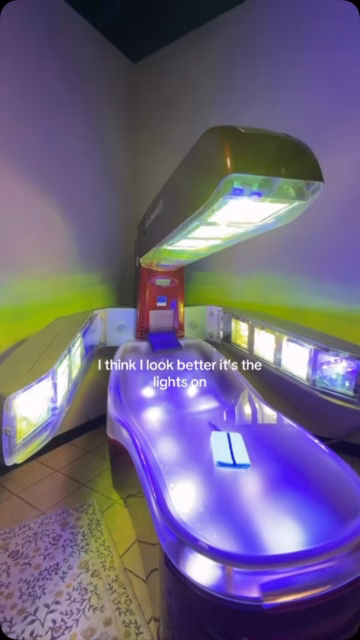 One of our favorite beds is Bed #10! ✨ This high-pressure tanning bed gives you some of the best color and is perfect when you’re ready for a gorgeous glow. 😍 Come see us today—we’re here until 9! ✨  Tan Athens + Wellness 
📍 West Broad Shopping Center 
📱 706-850-7077